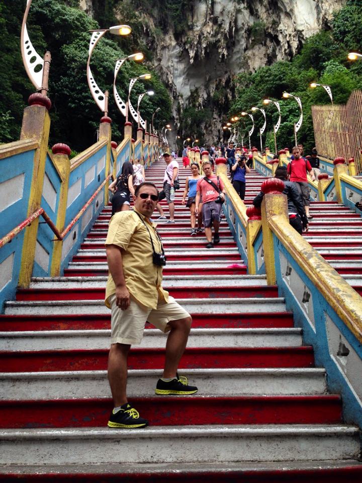 Robert Ionescu se afla aici la invitatia unor oameni de afaceri