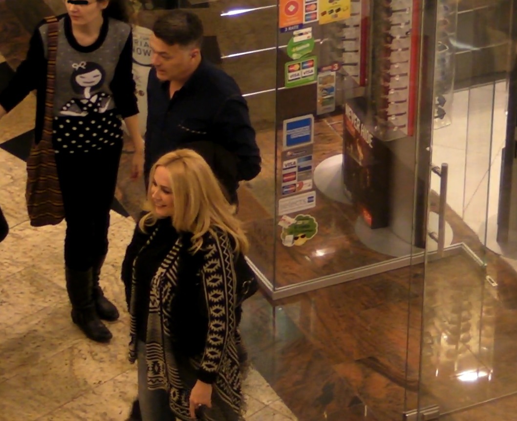 Dana a iesit cu zambetul pe buze din magazin