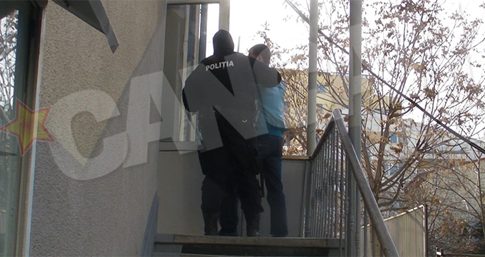 Asasinul s-a abtinut de la declaratii, desi a fost asteptat de multi jurnalisti la Tribunalul Bucuresti