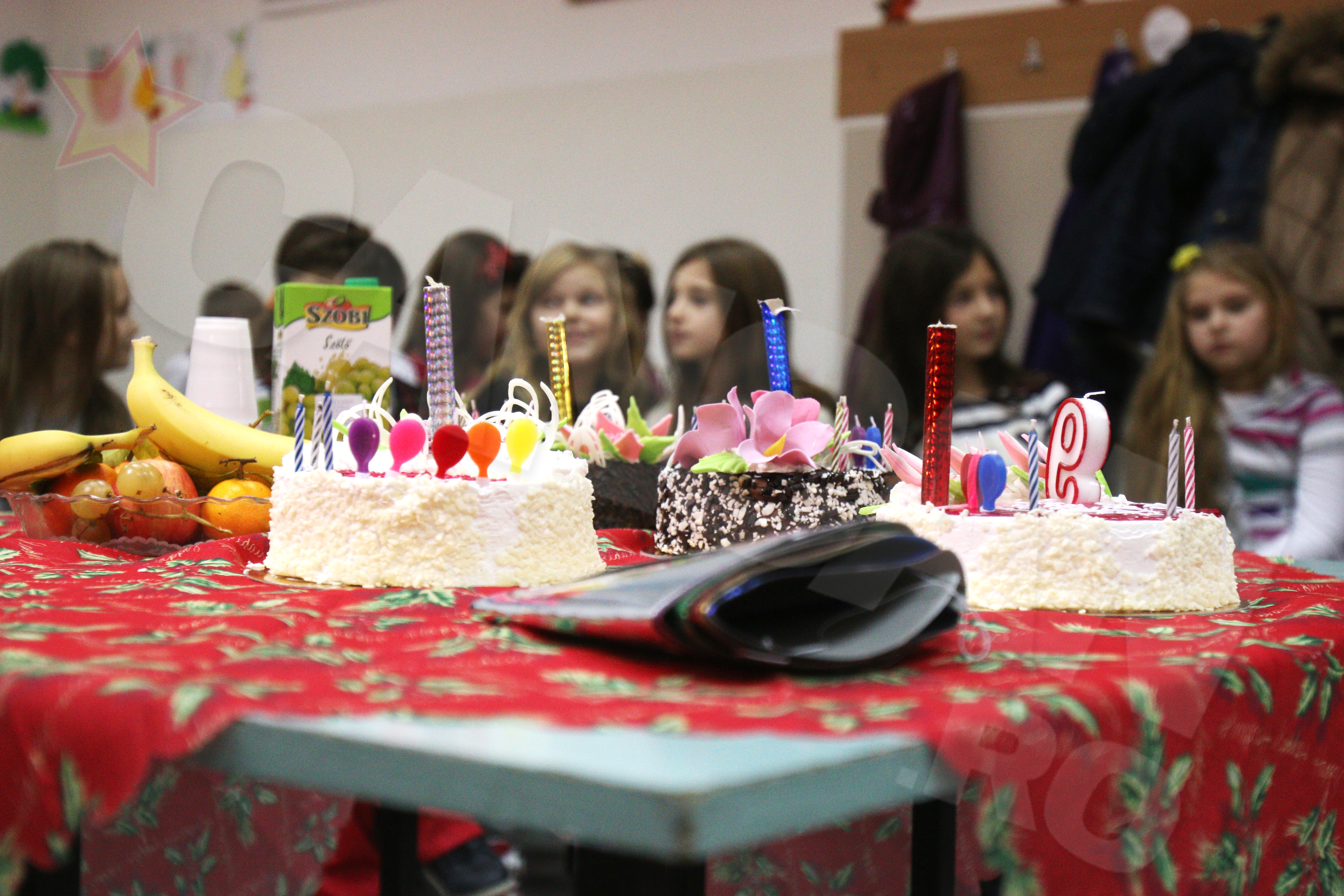 Torturile au fost alese in culorile si aromele preferate ale micutei