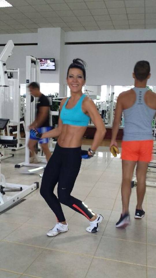 Soacra lui Atodiresei arata la fel de bine ca fiica ei