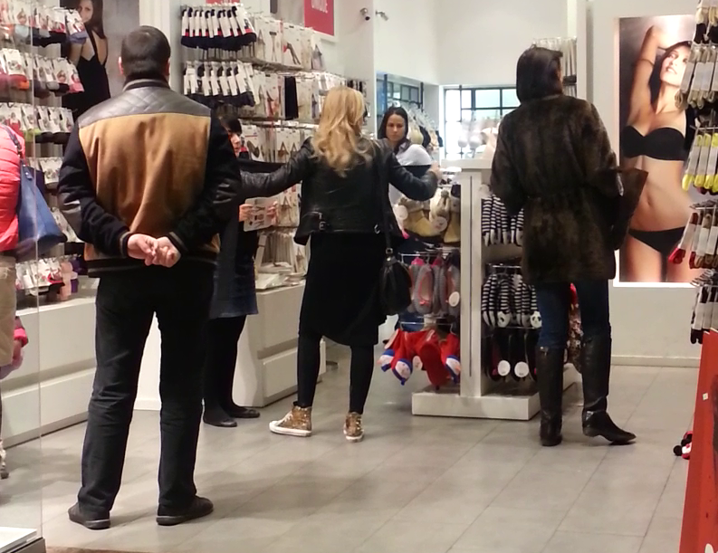 Alina Crisan a transformat dresul in acordeon