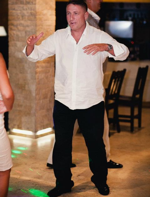 Nicu Maharu tine la bautura