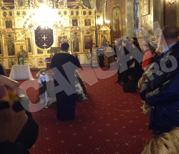 Sicriul a fost depus la Biserica