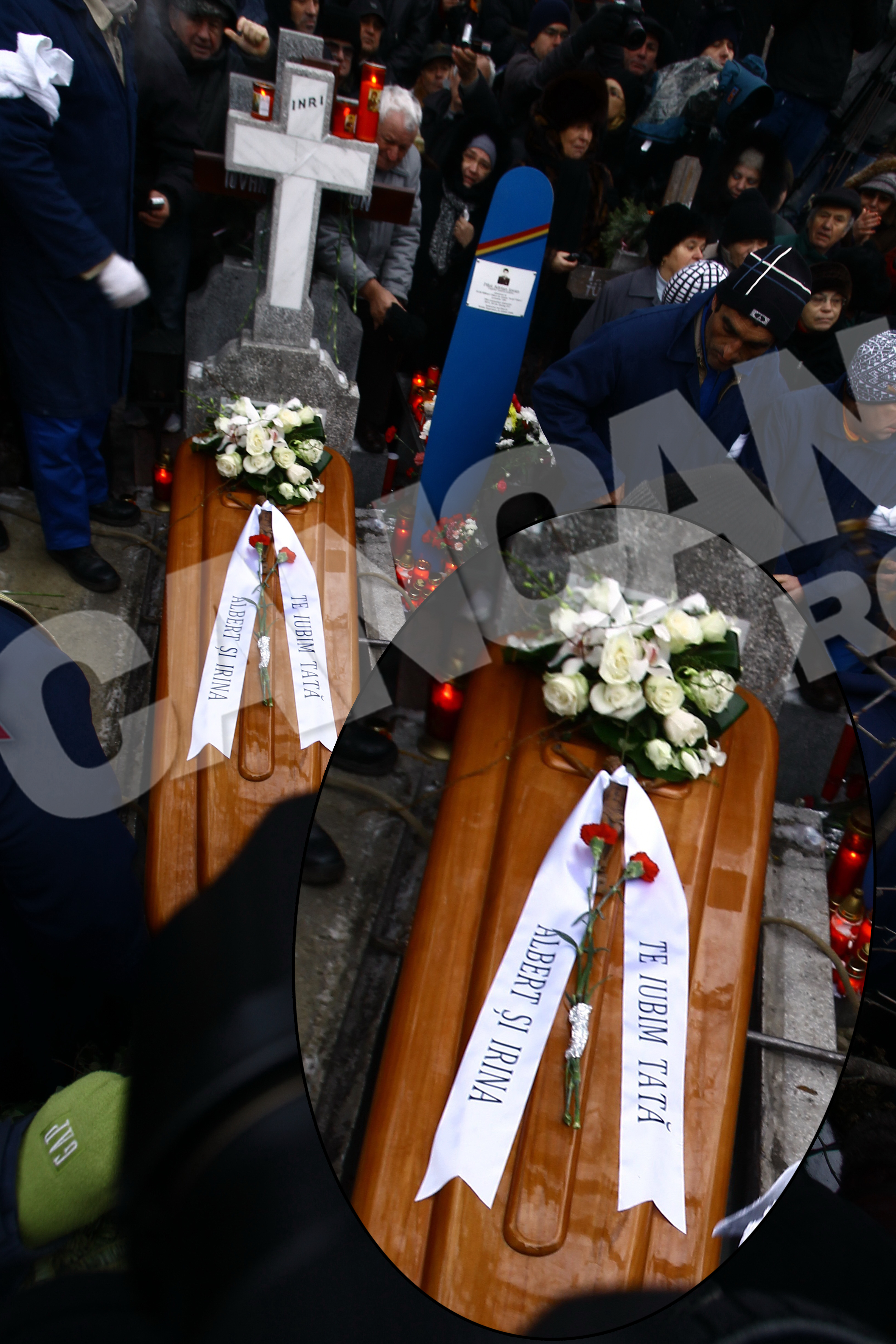 Sicriul a fost coborat in groapa cu o sigura coroana: de la cei doi copii ai sai, Albert si Irina