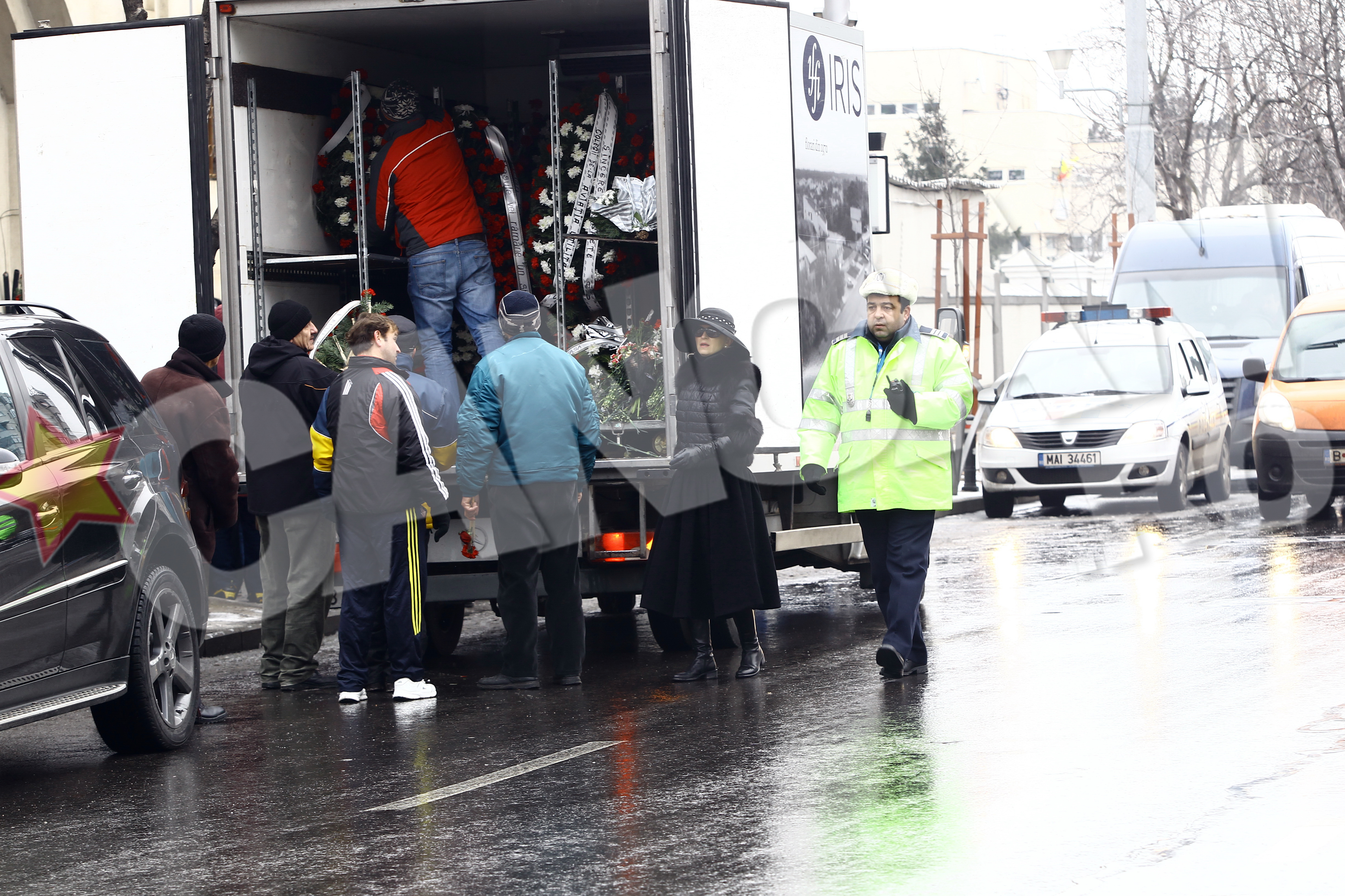 Mama fetitei botezate de Adrian Iovan s-a ocupat de toata organizarea