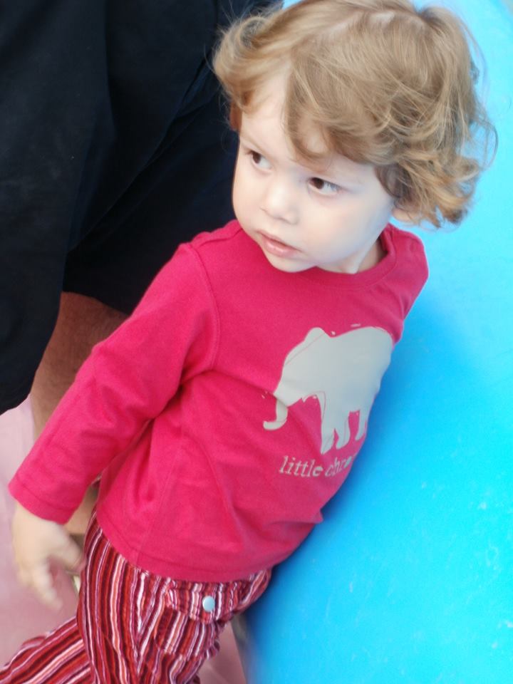 Parintii lui Ionut nu-si pot reveni din drama pierderii micutului