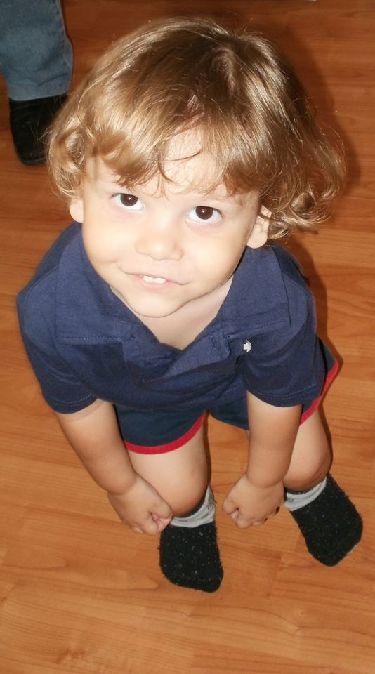 Parintii lui Ionut nu-si pot reveni din drama pierderii micutului