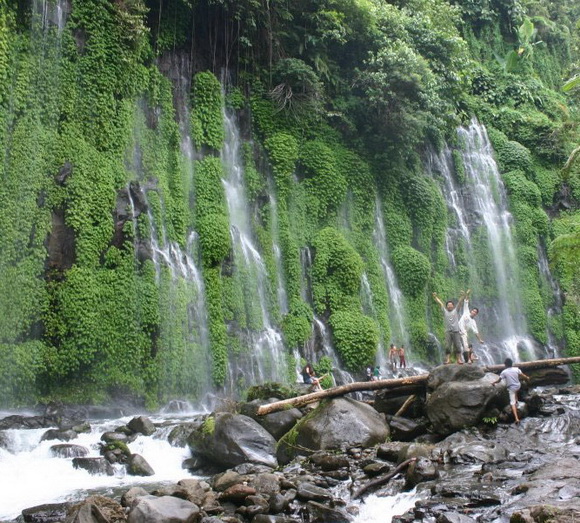 Cascada Asik-Asik, Filipine