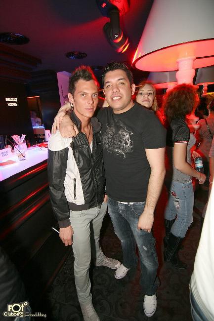 Desi pozau ca fiind prieteni, cand au ajuns in fata legii, Raj si Cristian s-au turnat reciproc