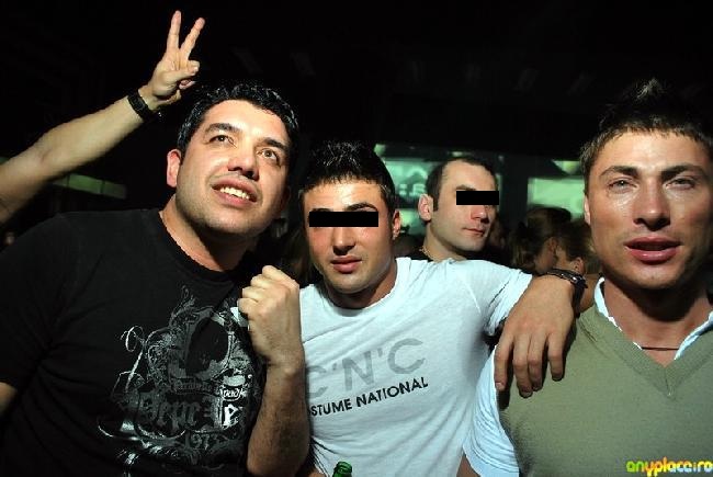 Raj si manechinul Romeo, in vremurile lor bune