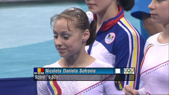 Daniela s-a intors de la Olimpiada de la Atena cu doua medalii: una de aur, una de argint
