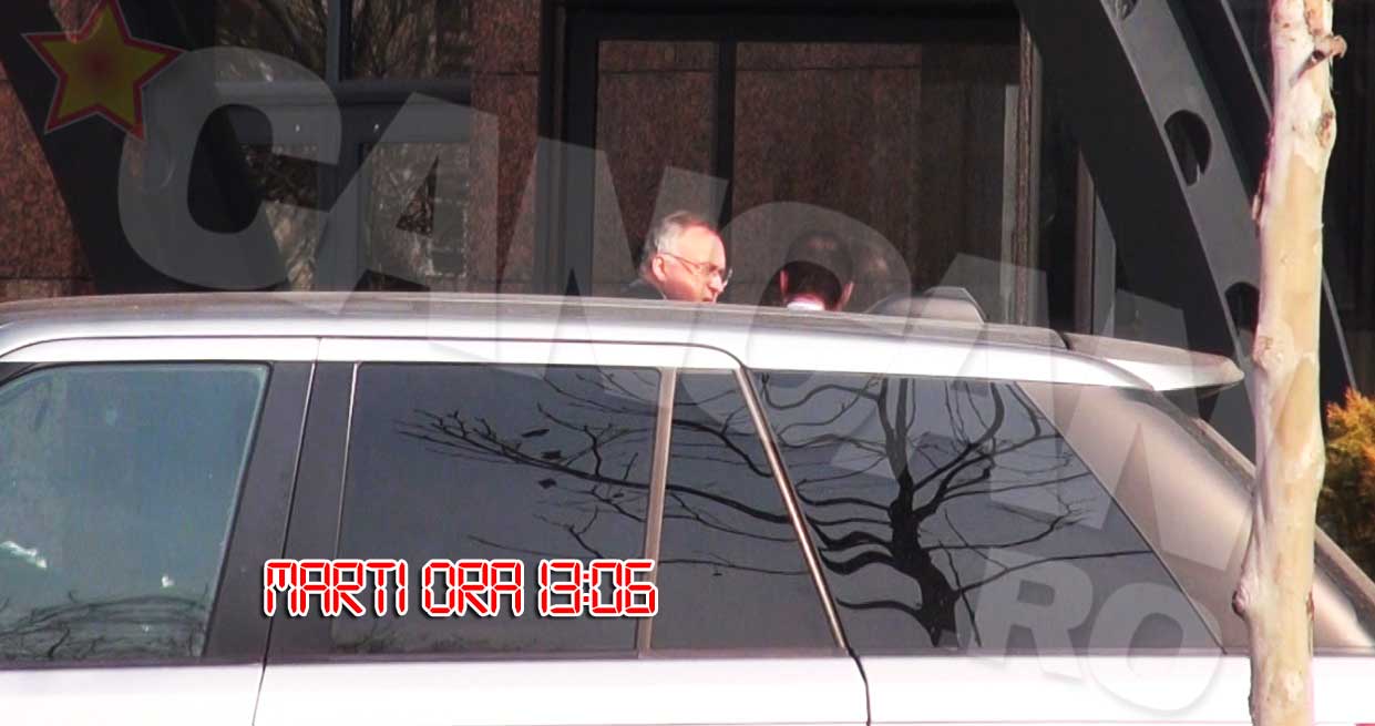 A doua zi, Adamescu a programat o noua serie de sedinte cu directorii lui