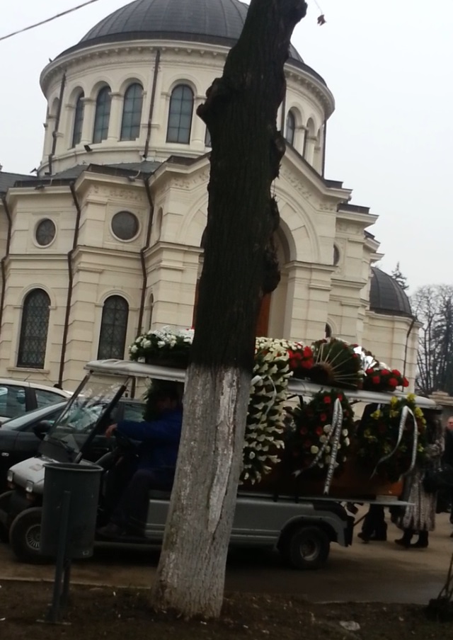 Ceremonia de inmormantare a fost facuta intr-un cadru extrem de restrans