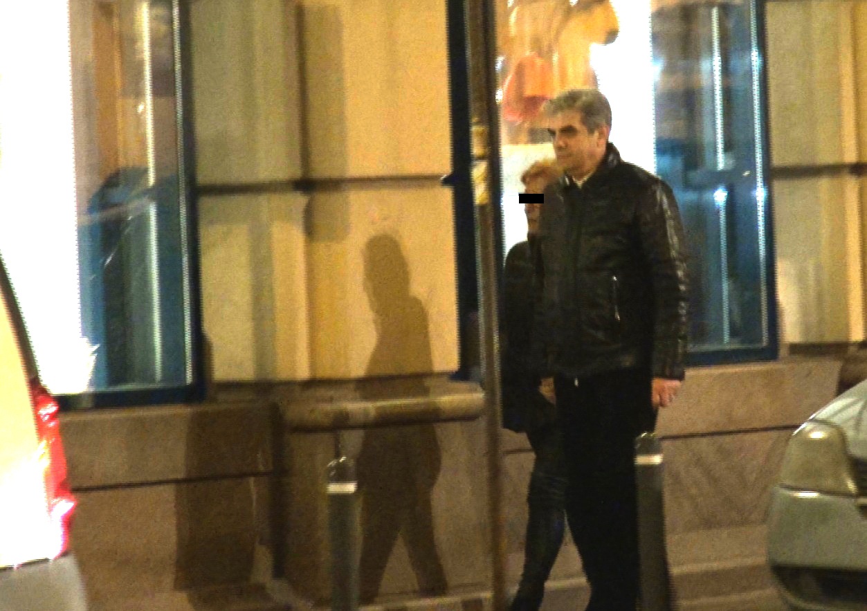 Ministrul si sotia lui s-au plimbat ca doi tineri indragostiti