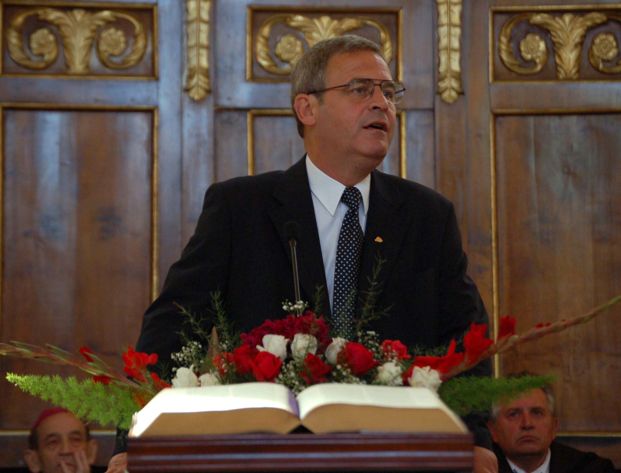 Fosta sotie a lui Laszlo Tokes povesteste ce a patimit alaturi de el, intr-o carte publicata la Budapesta!