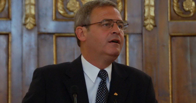 Laszlo Tokes mai are trei copii din prima casatorie