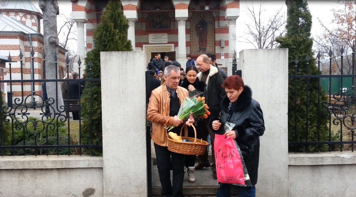 La comemorarea de sambata au fost prezenti si cativa colegi de la Abracadabra, precum si Magicianul Marian Ralea