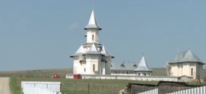 Buzoianca a cerut sa fie pictata pe peretii unei biserici