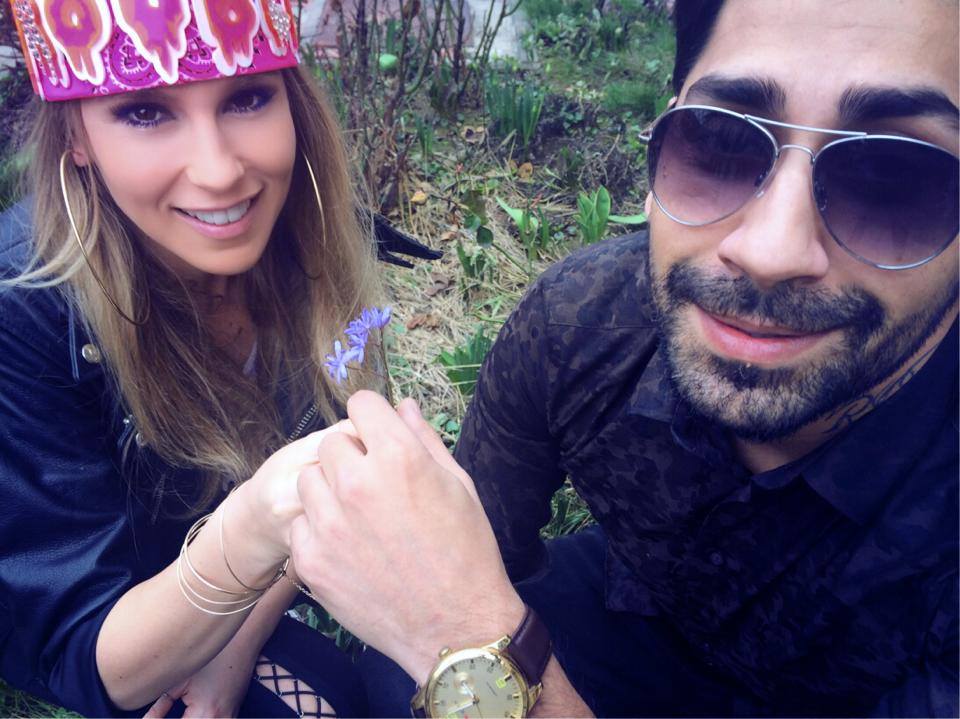 Corina si Connect R au colaborat la o piesa care se anunta a fi hitul verii