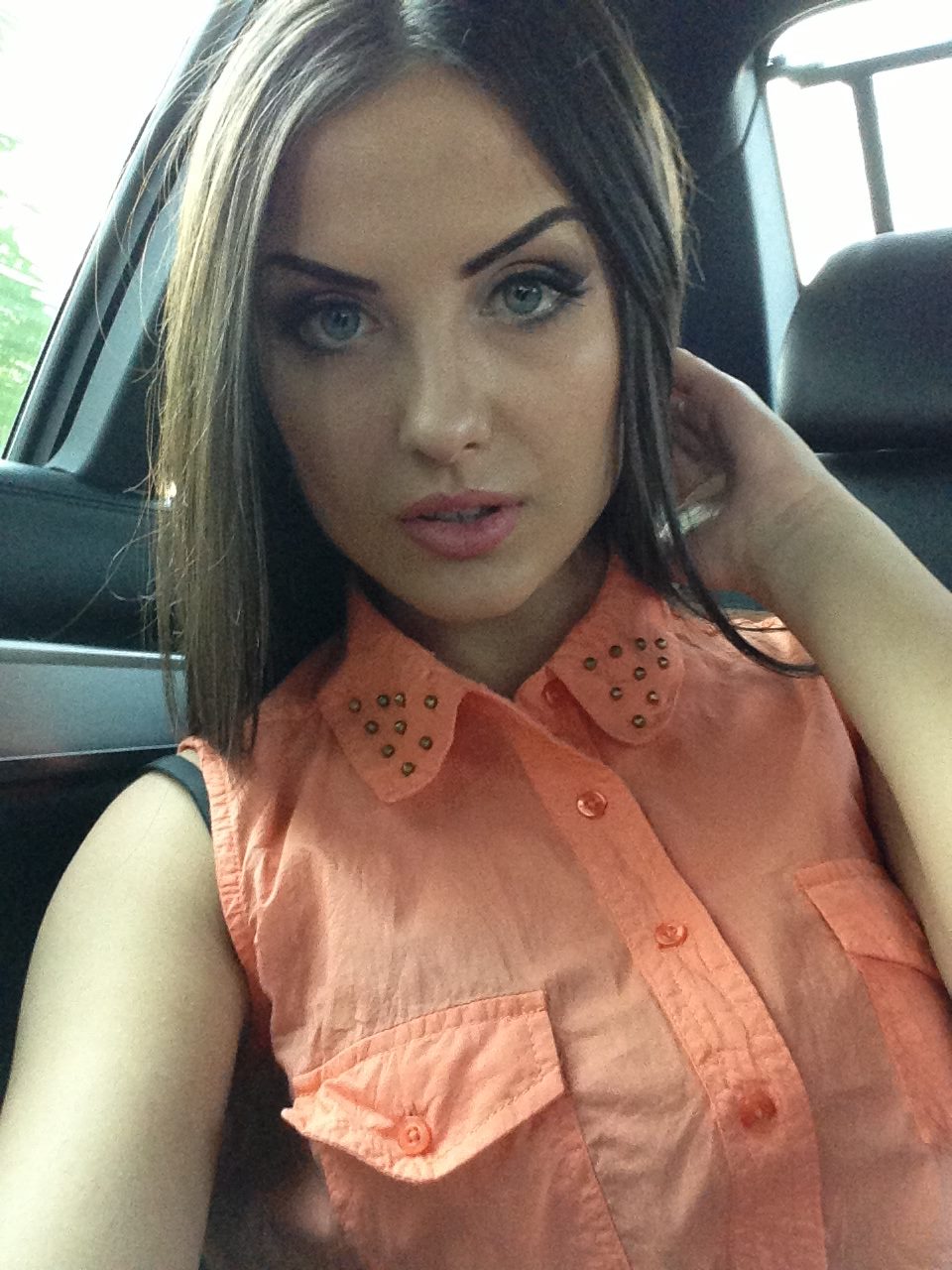 Madalina Munteanu vine la Bucuresti ori de cate ori Habtoor isi face simtita prezenta