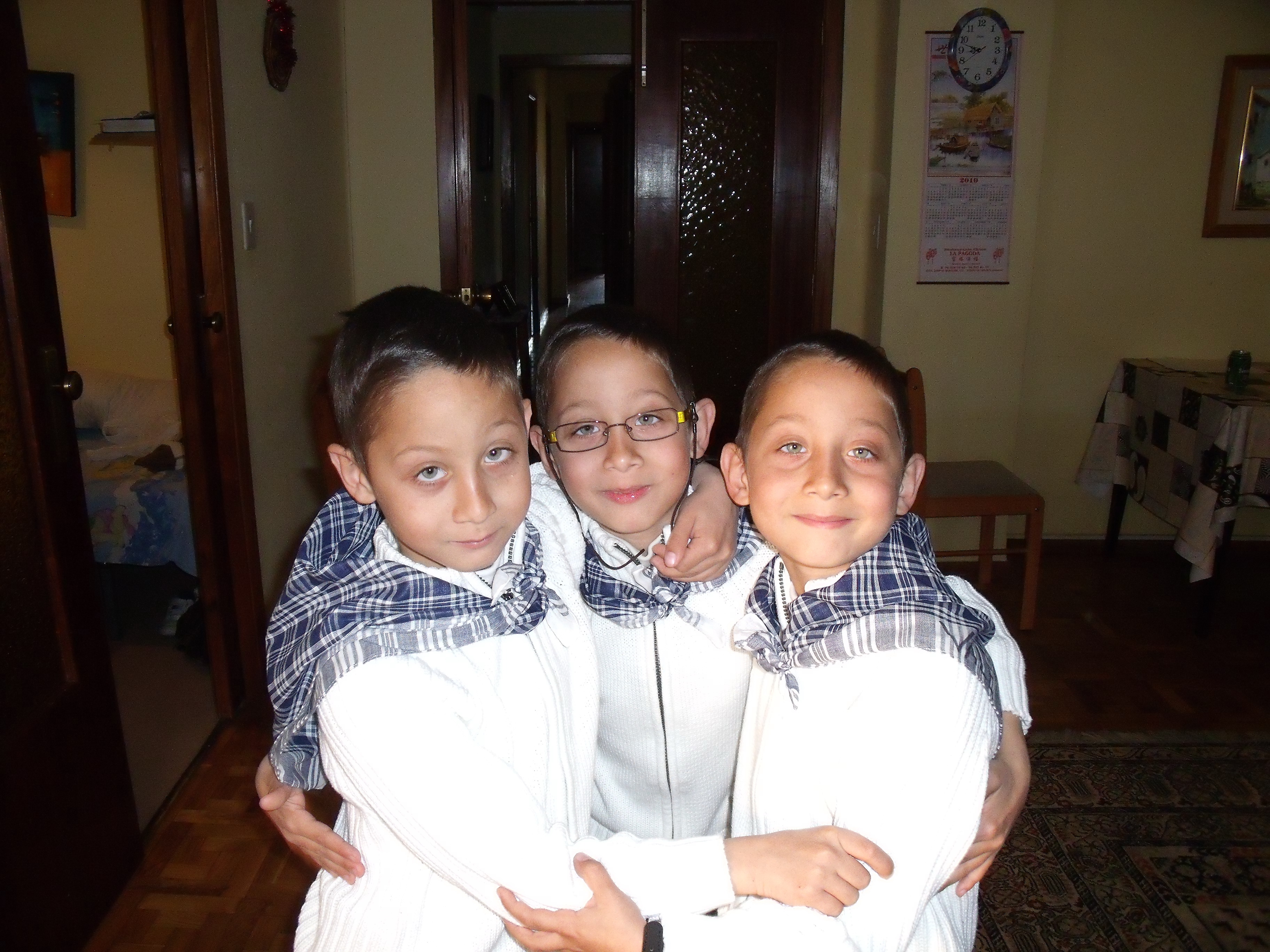 Alin, Valentin si Cosmin sunt nascuti din aceeasi placenta