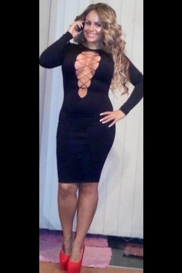 Madalina s-a afisat cu o pereche noua de silicoane