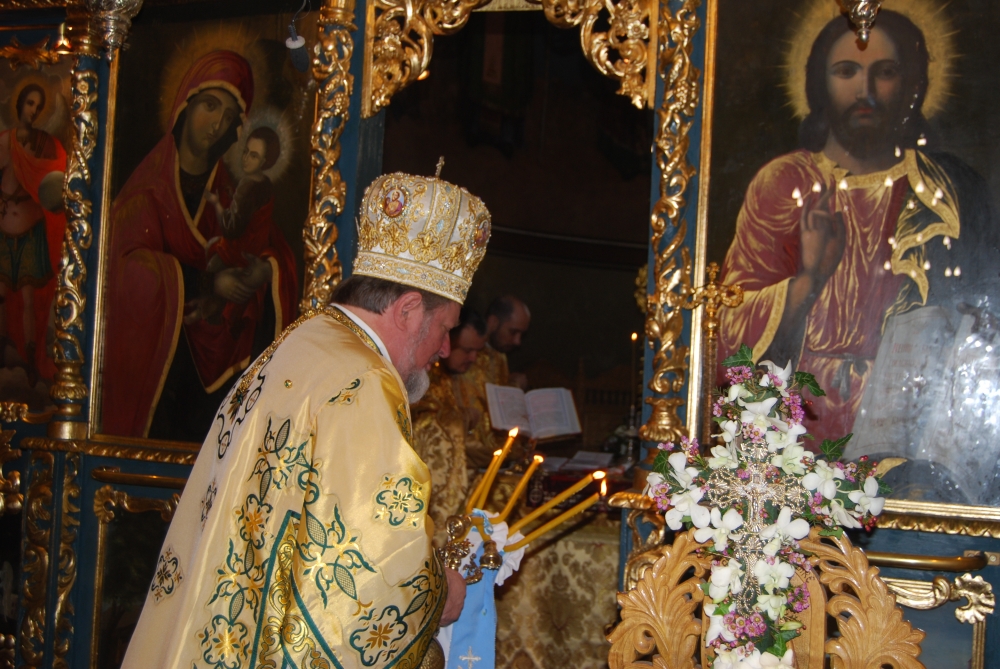 Se spune ca este bine ca timp de noua marti sa vii si sa asisti la slujba