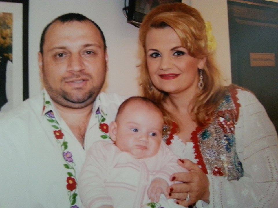 Micuta Sophia Maria va fi crestinata pe data de 8 iunie