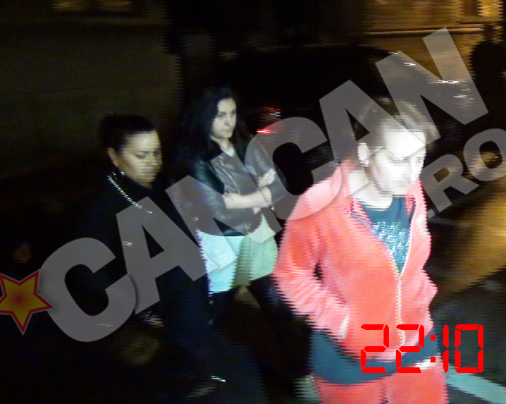 Cati, mama lui Carmen Simionescu, parea foarte suparata in momentul in care a ajuns la casa lui Franco