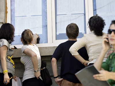 Aproximativ 190.000 de elevii vor da examenul de maturitate foto: Ziua Veche