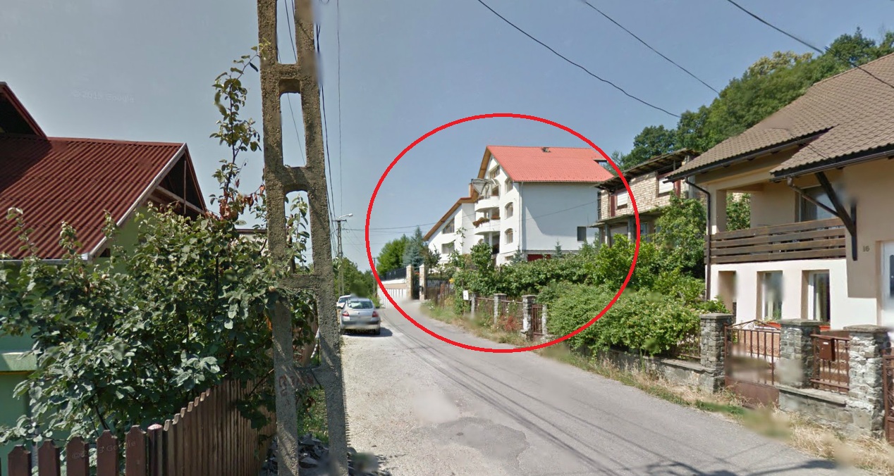 Palatul lui Remes se vede de la o posta