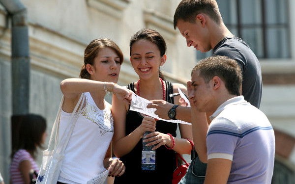 BAC-ul incepe cu proba orala la Limba si literatura romana