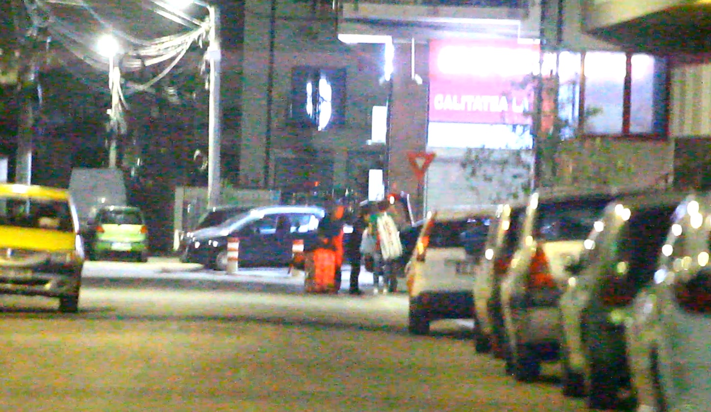 Dupa ce si-a revazut prietenii, Simona s-a retras impreuna cu parintii ei intr-un apartament din Fundeni