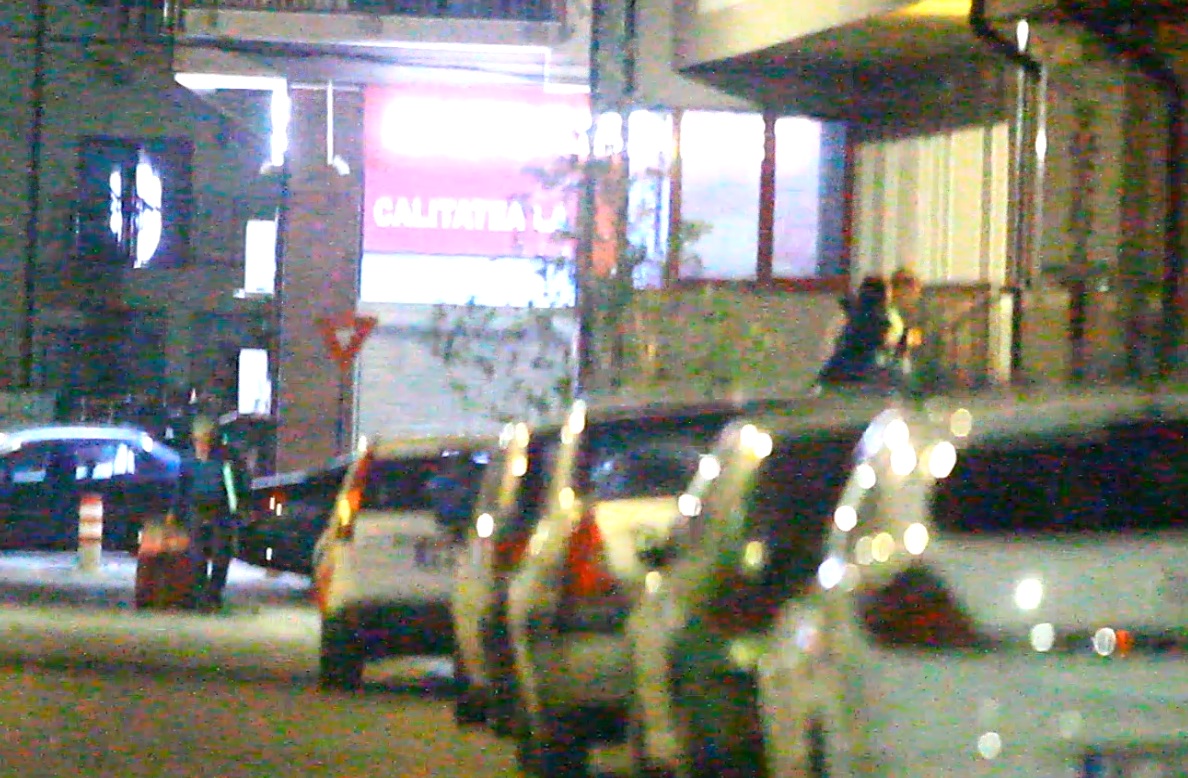 Dupa ce si-a revazut prietenii, Simona s-a retras impreuna cu parintii ei intr-un apartament din Fundeni