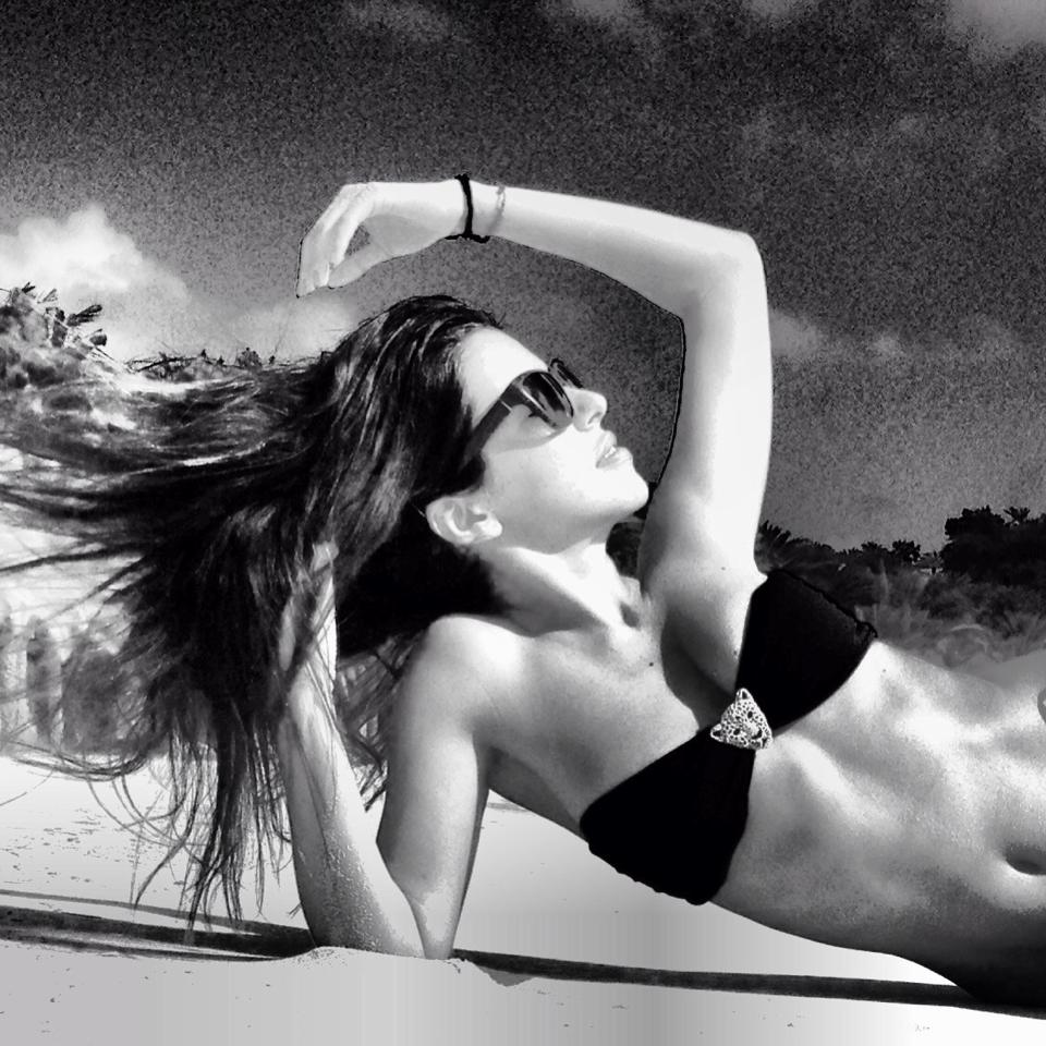 Ioana Visan s-a indragostit de un roman