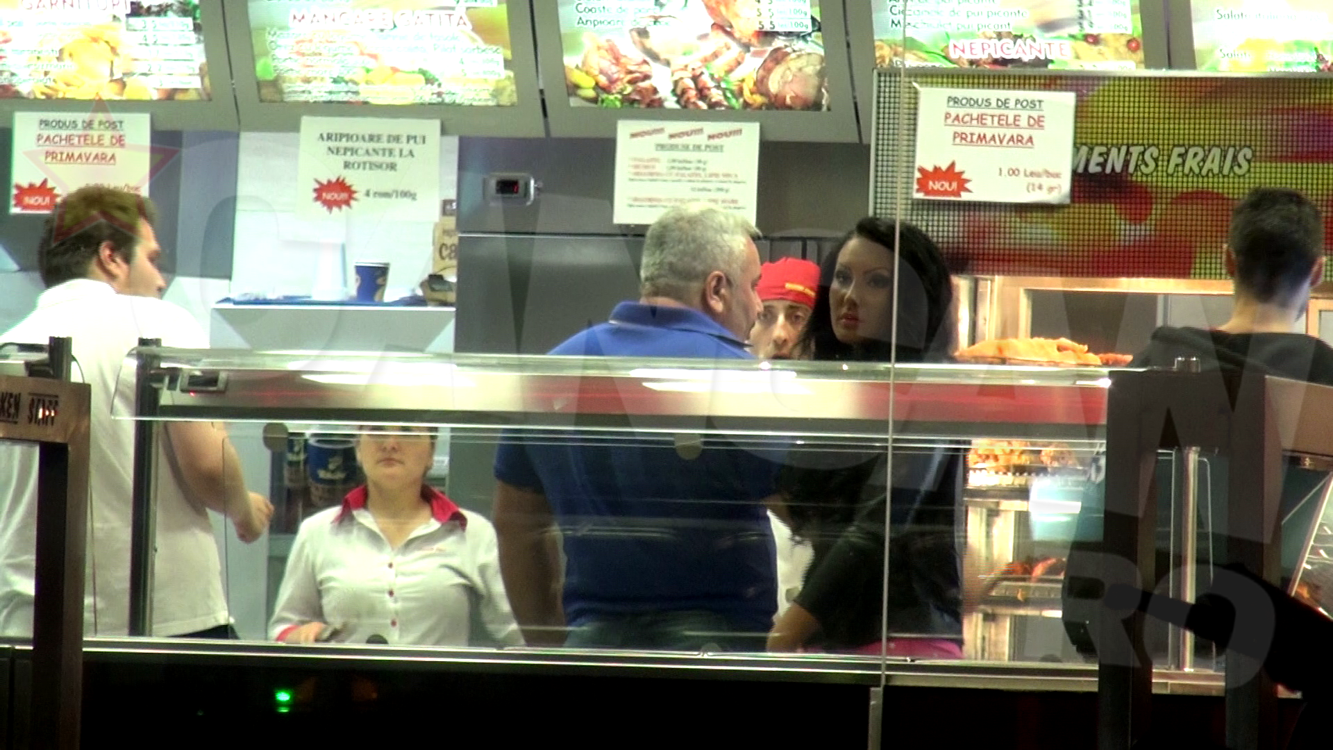 Sile Camataru si-a scos fiica in oras, dar nu la restaurant de lux, ci la fast-food