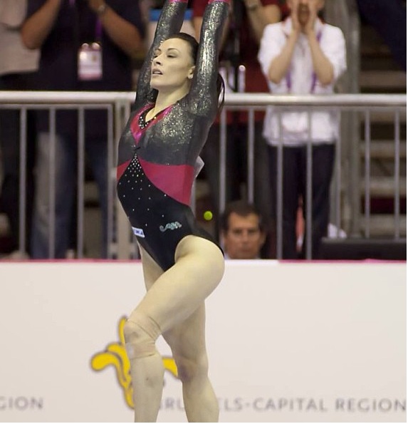 Catalina Ponor este multipla medaliata cu aur la gimnastica