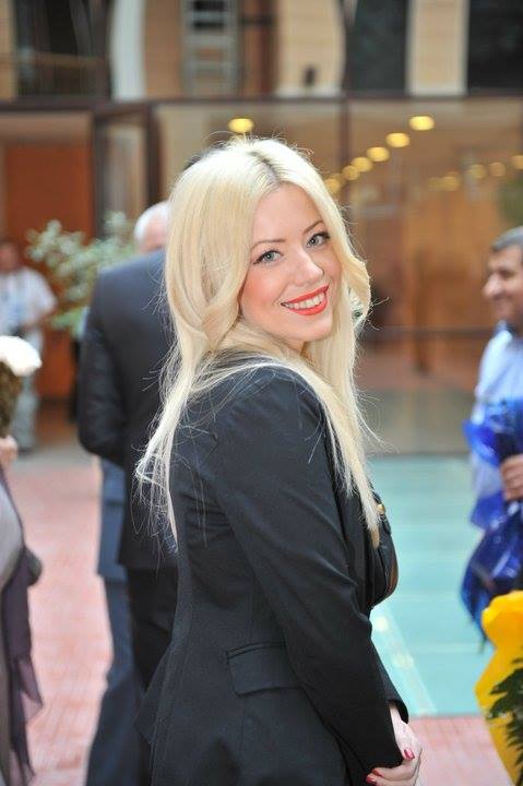 Nina Porusniuc nu este doar o antrenoare foarte buna, ci si o femeie extrem de frumoasa