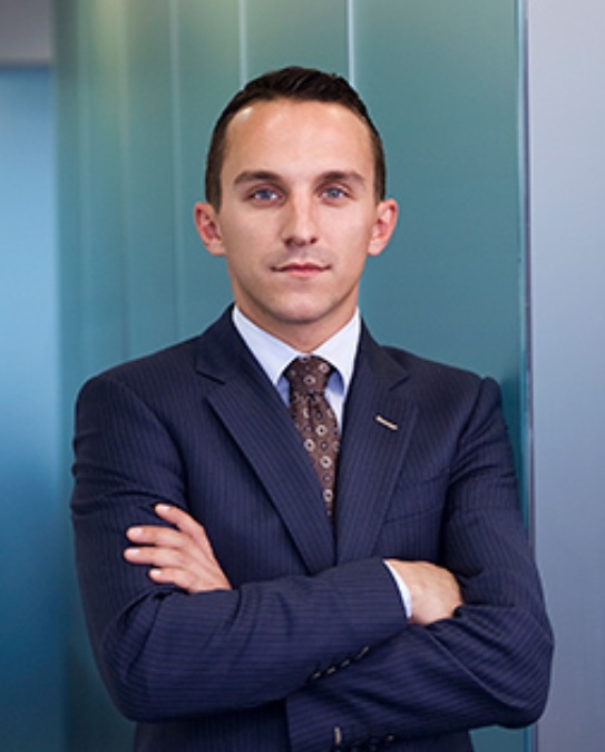 Avocatul Dragos Danou este noul iubit al Ilincai Vandici