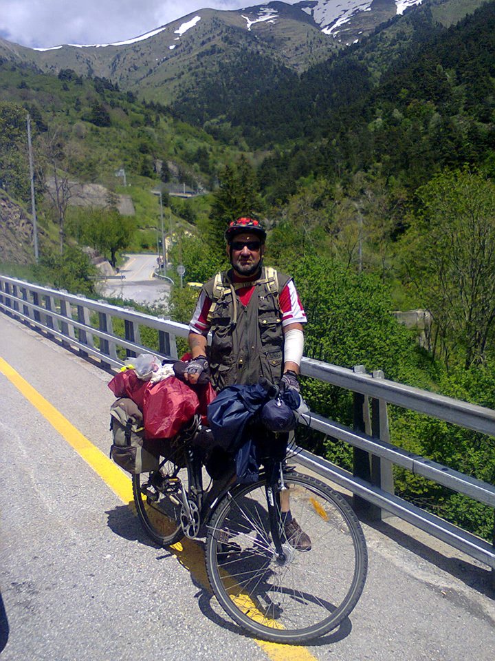 Edward a plecat sa faca inconjurul Europei