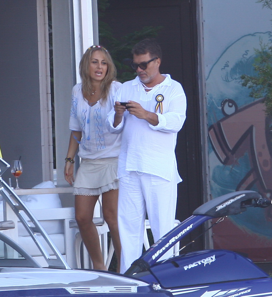 Sorin Marcus radiaza de cand e cu vedeta tv Florentina Opris