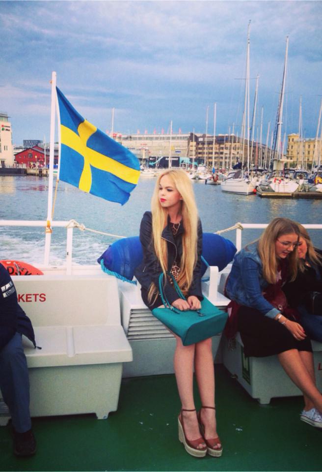 Sabrina vrea sa devina campioana la patinaj in Suedia