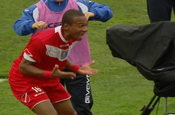 Francisco Miranda a evooluat sezonul trecut la Corona Brasov, echipa care a retrogradat de pe ultimul loc