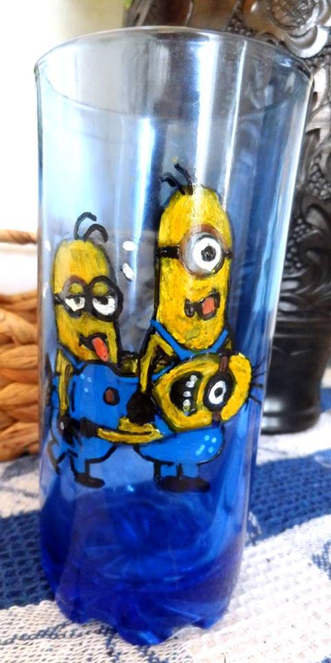 Cristi Martin picteaza pe pahare