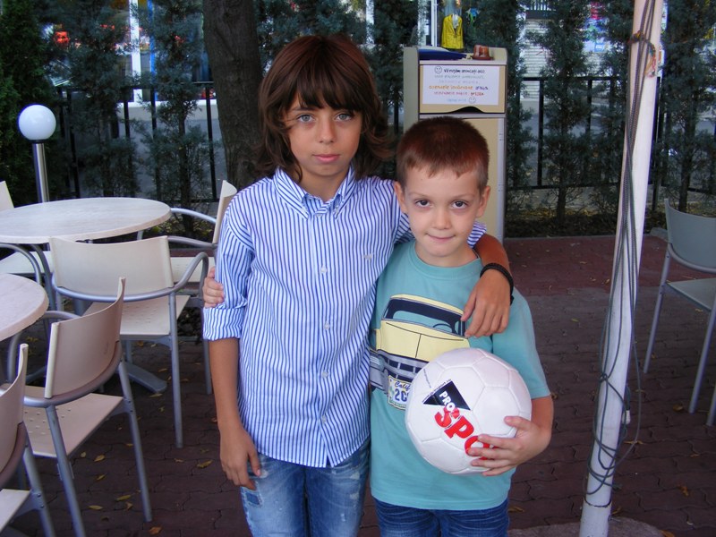 Patrick Petre si Catalin Hildan jr. sunt doi dintre juniorii de la care fanii din 