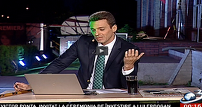 Atunci cand n-au putut ajunge la el, motociclistii i-au raspuns provocarii cu un laser pe figura