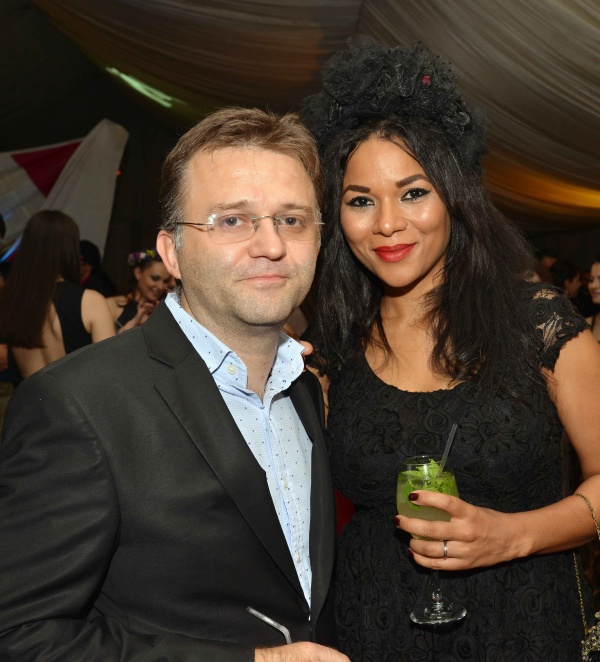 Vedeta are un mariaj fericit cu Dragos Apostolescu