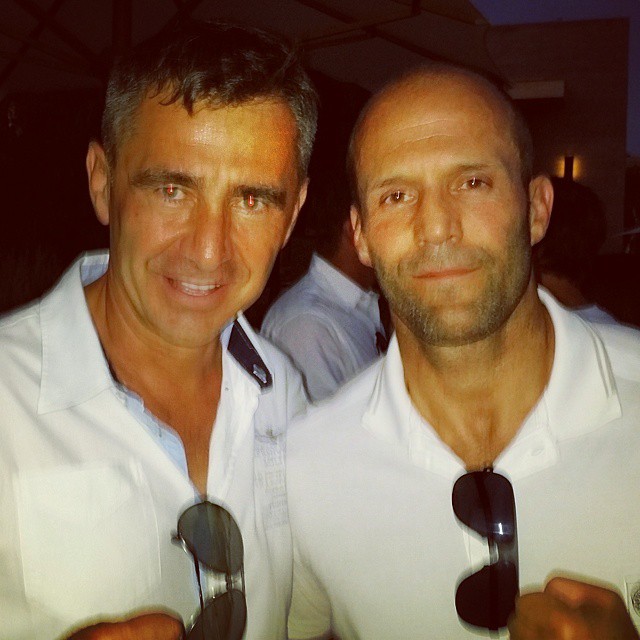 Medicul roman si celebrul actor sunt prieteni buni