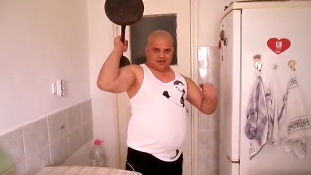 Razboinicul Sibiului l-a provocat pe Nelson Mondialu din bucatarie